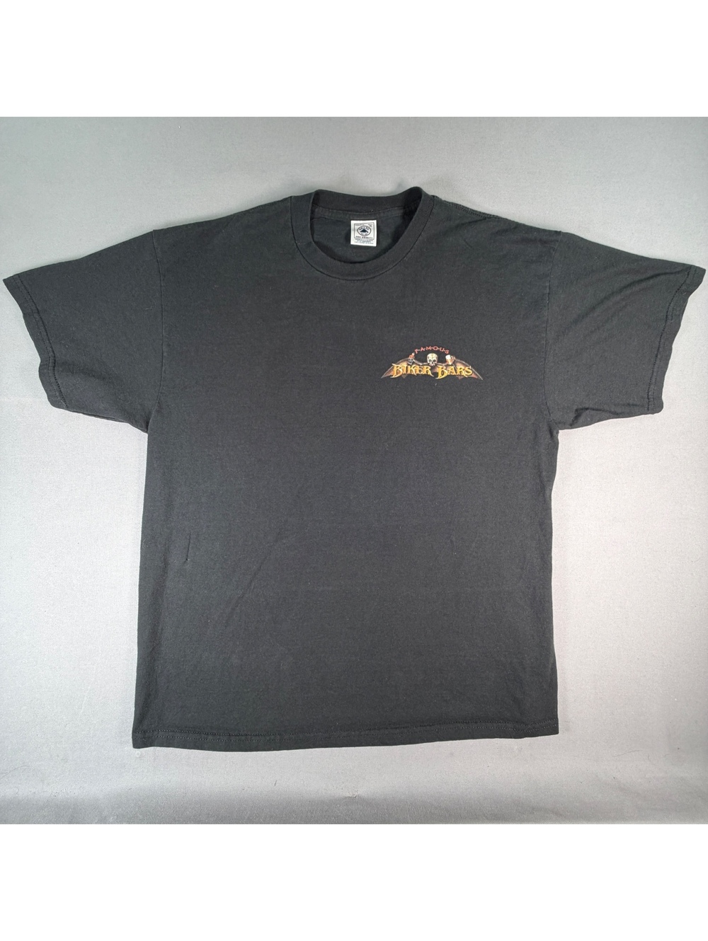VTG Famous Biker Bars Shirt Mens XL Black Motorcycle Patches Y2K Graphic Tee